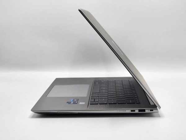 HP Zbook 16 Studio G9