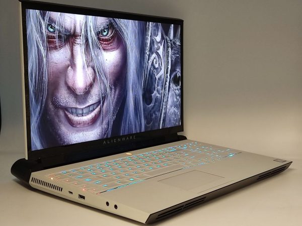 Dell Alienware Area 51M