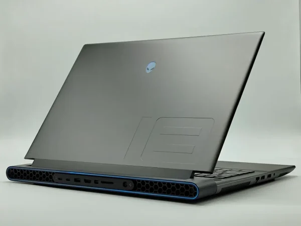 Dell Alienware M18 R1