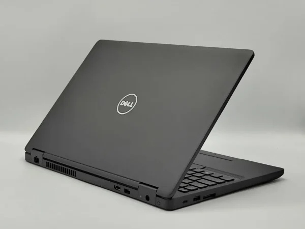 Dell Latitude E5590