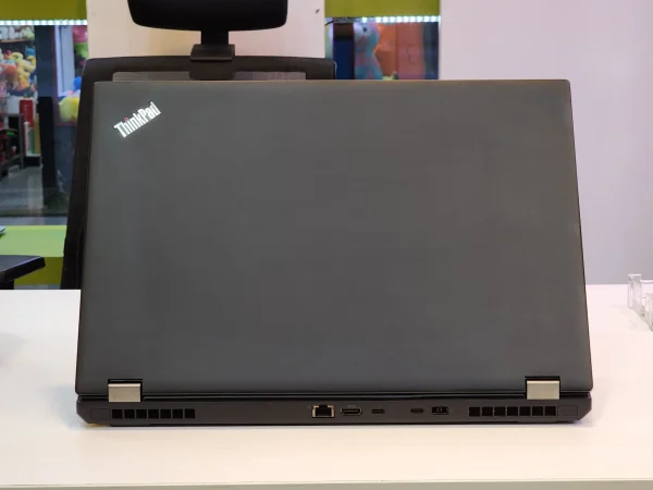 Lenovo ThinkPad P52