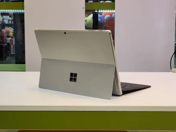 Microsoft Surface Pro 6