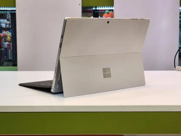 Microsoft Surface Pro 6