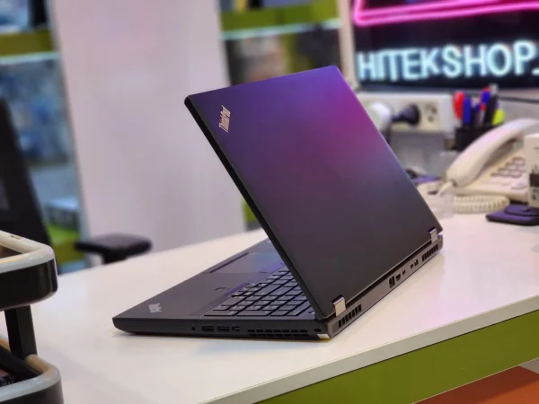 Lenovo ThinkPad P52