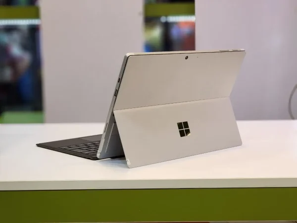 Microsoft Surface Pro 7 i3