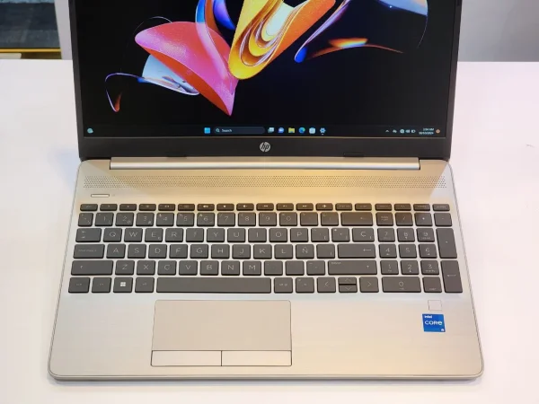 HP 250-G9