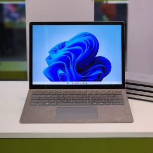 Microsoft Surface Laptop 4