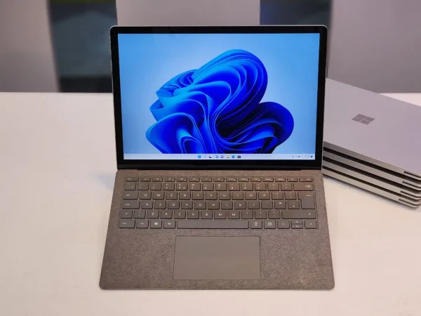 Microsoft Surface Laptop 4