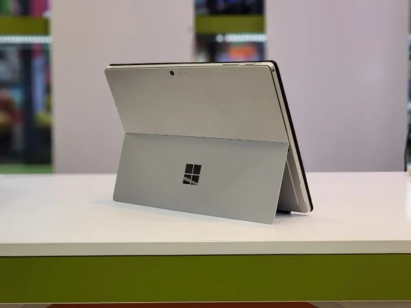 Microsoft Surface Pro 6