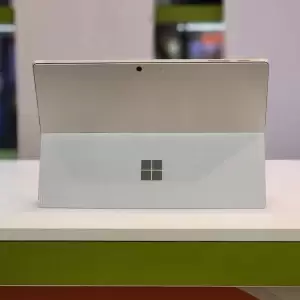 لپ تاپ استوک اینچی Microsoft Surface Pro 5