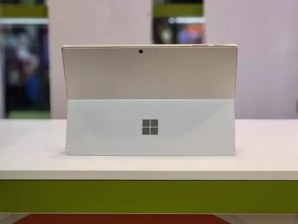 لپ تاپ اپن باکس 15 اینچی Microsoft Surface Pro 7 - Image 6