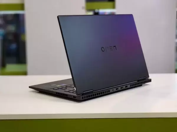 لپ تاپ 16 اینچی گیمینگ اپن باکس HP Omen 16 - Image 4