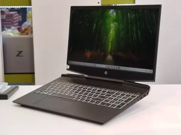 لپ تاپ گیمینگ  15 اینچی HP Pavilion Gaming i7 - Image 6