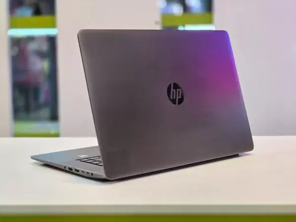 لپ تاپ 15 اینچی استوک کارکرده HP Zbook 15 G3 Studio - Image 3